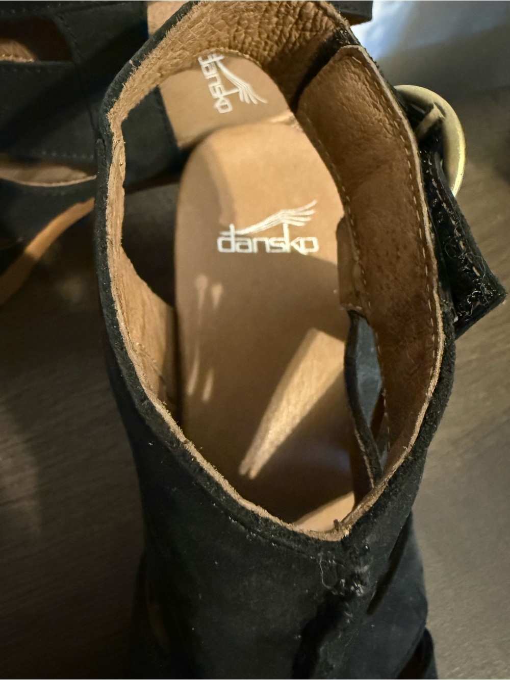Dansko Demetra Black Leather Cutout Sandals in size 40 (US 10-10.5) - Picture 5 of 8